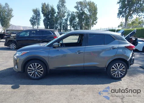 2021 Nissan Kicks Sv Xtronic Cvt from USA, damaged, VIN 3N1CP5CVXML536270